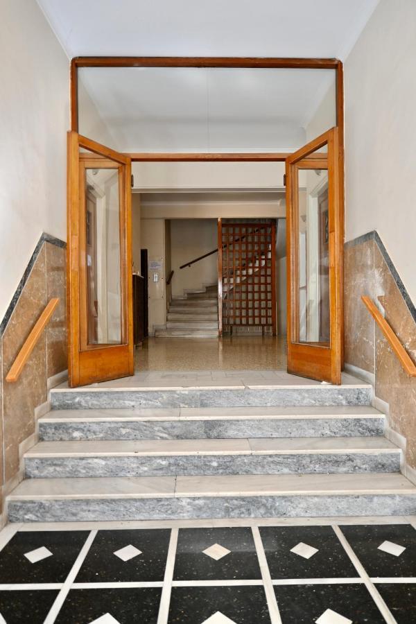 Delmare Athens Double Apartment Bagian luar foto