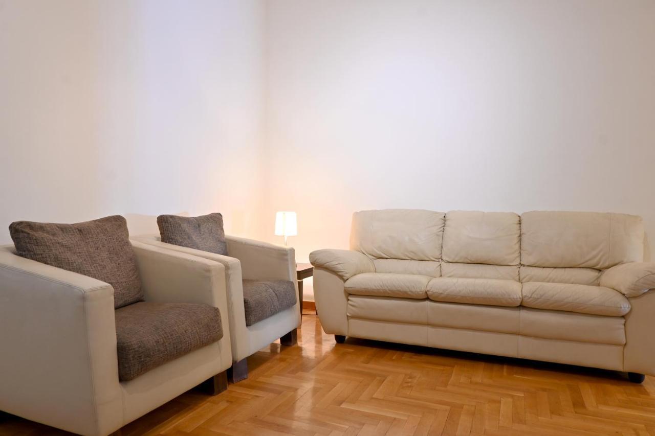 Delmare Athens Double Apartment Bagian luar foto