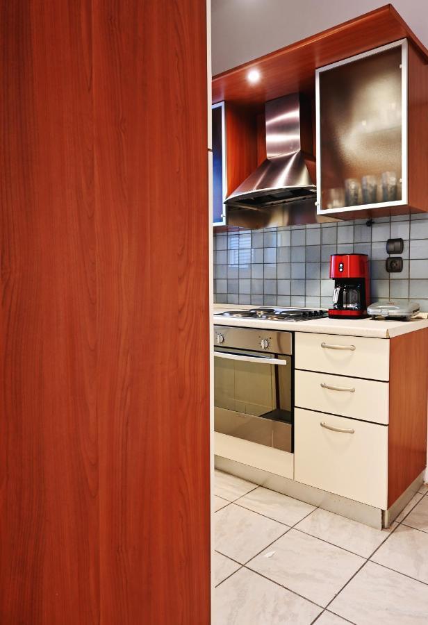 Delmare Athens Double Apartment Bagian luar foto