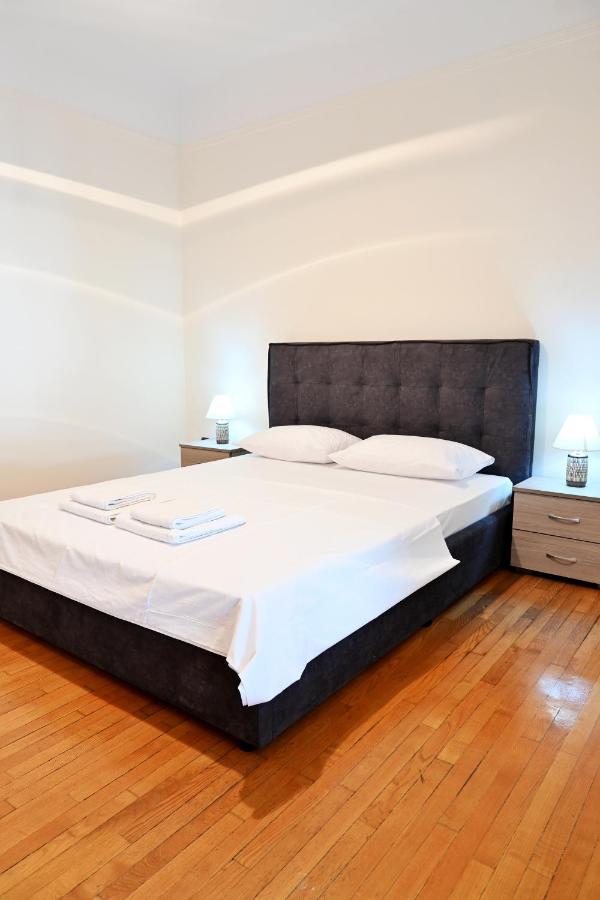 Delmare Athens Double Apartment Bagian luar foto